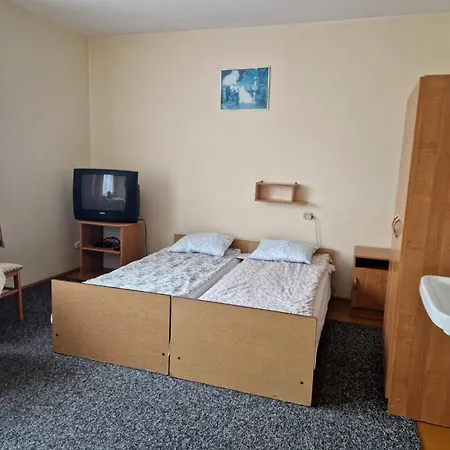 Plaza 21 Gæstehus *