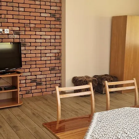 Гостевой дом Plaza 21 *